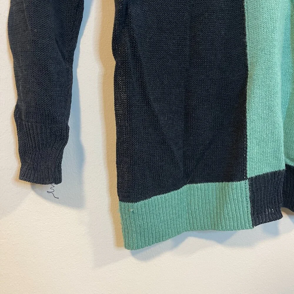 Colorblock Sweater - Picture 2 of 4